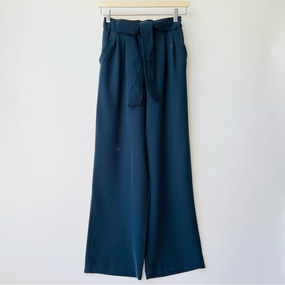 Lululemon Highrise wide legs pants in true navy B128 - Picture 5 of 13